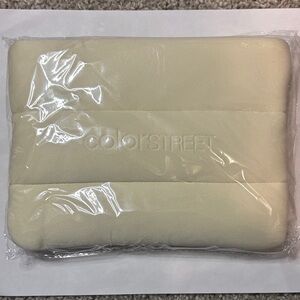 Color Street Soft Beige Pouch
